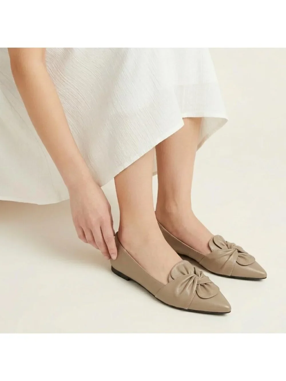 Women's Nude Soft PU Leather Pointed Toe Ballet Flat Non-Slip Rubber Sole Shoes